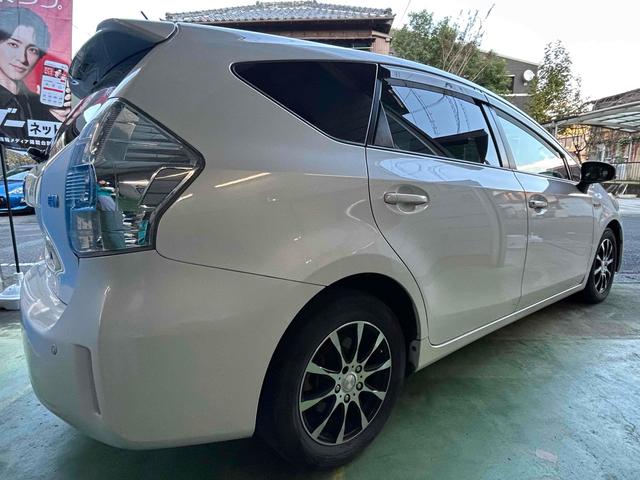 プリウスアルファ Ｇ　ＥＴＣ　バックカメラ　ナビ　クリアランスソナー　オートクルーズコントロール　アルミホイール　オートライト　ヘッドライトウォッシャー　後席モニター　スマートキー　３列シート　ＣＶＴ　盗難防止システム（16枚目）