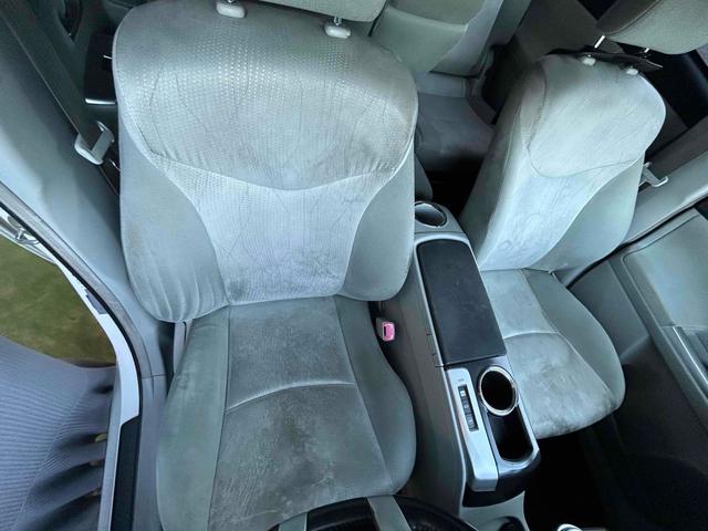 プリウスアルファ Ｇ　ＥＴＣ　バックカメラ　ナビ　クリアランスソナー　オートクルーズコントロール　アルミホイール　オートライト　ヘッドライトウォッシャー　後席モニター　スマートキー　３列シート　ＣＶＴ　盗難防止システム（41枚目）