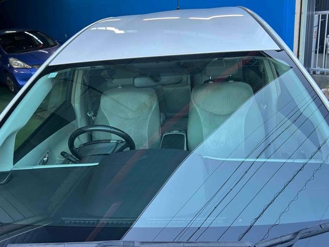 プリウスアルファ Ｇ　ＥＴＣ　バックカメラ　ナビ　クリアランスソナー　オートクルーズコントロール　アルミホイール　オートライト　ヘッドライトウォッシャー　後席モニター　スマートキー　３列シート　ＣＶＴ　盗難防止システム（46枚目）