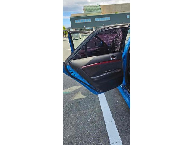 マークII ｉＲ－Ｖ　アルミホイール　ＨＩＤ　ＭＴ　キーレスエントリー　電動格納ミラー　盗難防止システム　パワーシート　ＣＤ　ＭＤ　記録簿　衝突安全ボディ　ＡＢＳ　エアコン　パワーステアリング　パワーウィンドウ（13枚目）