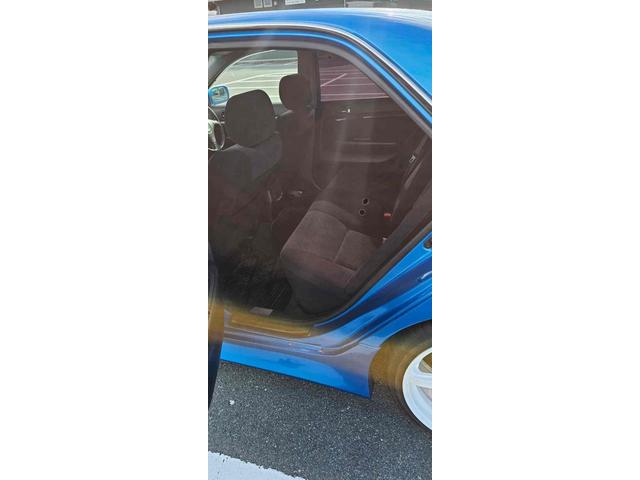 マークII ｉＲ－Ｖ　アルミホイール　ＨＩＤ　ＭＴ　キーレスエントリー　電動格納ミラー　盗難防止システム　パワーシート　ＣＤ　ＭＤ　記録簿　衝突安全ボディ　ＡＢＳ　エアコン　パワーステアリング　パワーウィンドウ（14枚目）