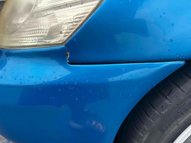 マークII ｉＲ－Ｖ　アルミホイール　ＨＩＤ　ＭＴ　キーレスエントリー　電動格納ミラー　盗難防止システム　パワーシート　ＣＤ　ＭＤ　記録簿　衝突安全ボディ　ＡＢＳ　エアコン　パワーステアリング　パワーウィンドウ（30枚目）