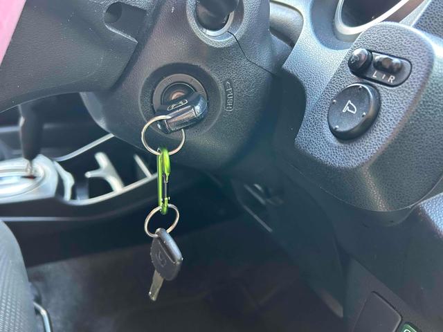 ご覧いただきありがとうございます♪気になったお車がありましたらお気軽にお電話をください♪