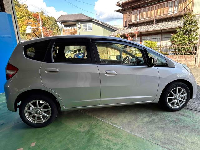 この度は当店のお車をご覧になっていただき、誠にありがとうございます。じっくり現車確認して頂けるよう、ご準備を致します！