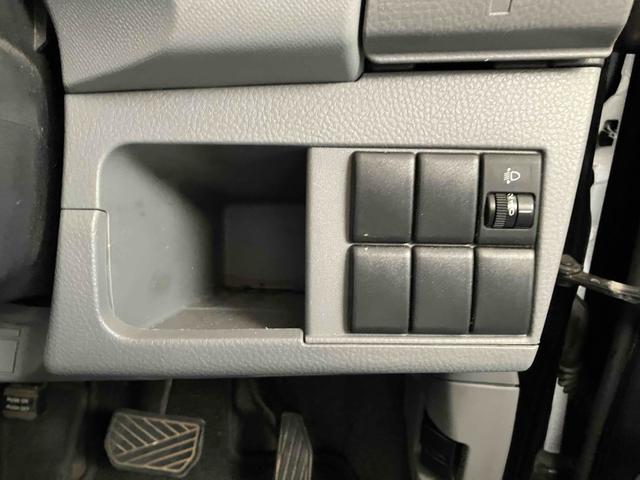 ワゴンＲ ＦＸリミテッド　ドライブレコーダー　スマートキー　電動格納ミラー　ベンチシート　ＣＶＴ　盗難防止システム　ＡＢＳ　ＣＤ　アルミホイール　衝突安全ボディ　エアコン　パワーステアリング　パワーウィンドウ　運転席エアバッグ（6枚目）