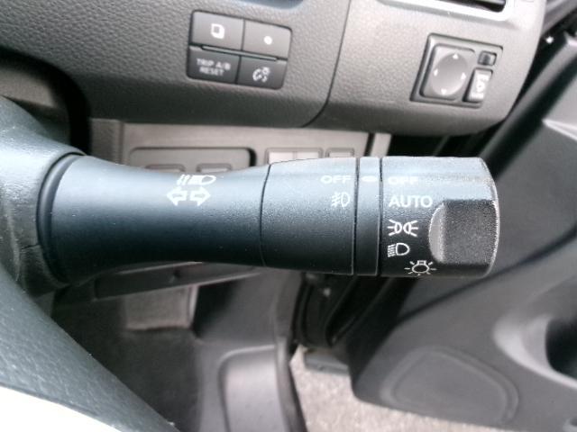 セレナ ハイウェイスターＳ－ＨＶアドバンスドセーフティパック　Ｔチェーン　ナビ　アラウンドビューモニター、　ルセグ　Ｂｌｕｅｔｏｏｔｈ　フリップダウンモニター　プッシュスタート　スマートキー　衝突軽減ブレーキ　ＥＴＣ　両側電動スライドドア　オートエアコン（55枚目）