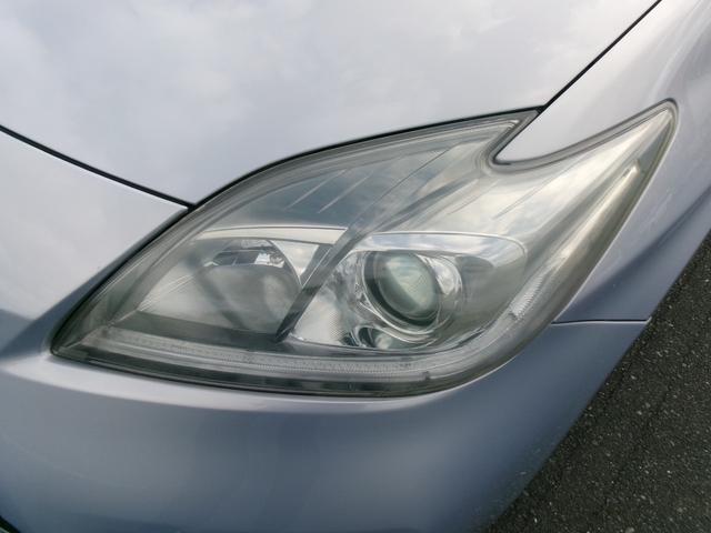 プリウス Ｇ　Ｔチェーン　ハイブリッド　純正ナビ　フルセグ　Ｂｌｕｅｔｏｏｔｈ　クルーズコントロール　運転席電動シート　ＨＩＤ　オートライト　オートエアコン　スマートキー　プッシュスタート　ＥＴＣ　純正ホイール（18枚目）