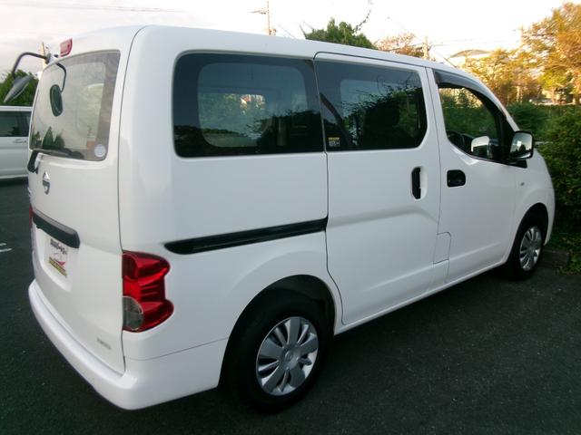 ＮＶ２００バネットバン ＧＸ　Ｔチェーン　キーレス　ナビ　Ｂｌｕｅｔｏｏｔｈ　ワンセグ　バックカメラ　ＥＴＣ　両側スライド　積載量９００ｋｇ　Ｗエアバッグ　パワーウィンドウ　パワーステアリング（10枚目）