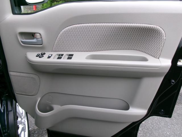 エブリイワゴン PZターボ Tチェーン ターボ スマートキー プッシュスタート フロントドライブレコーダー ボディコーテング施工済 リアガラス新品カーフィルム施工済 両側スライドドア片側電動スライドドア 衝突軽減ブレーキ ETC(31枚目)