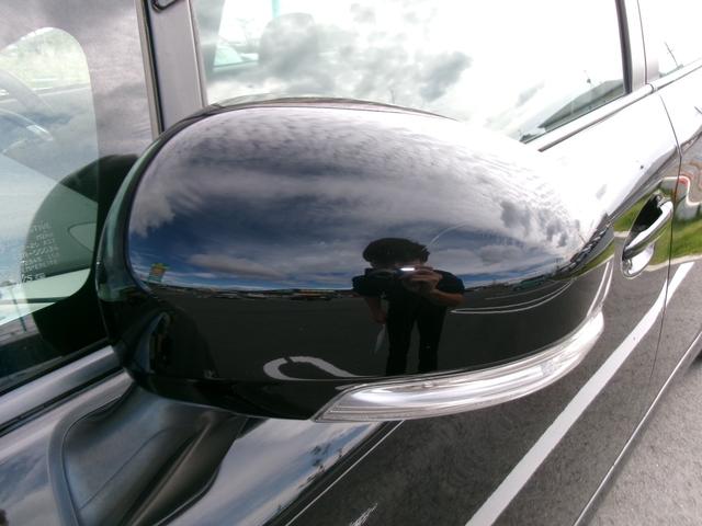 プリウス Ｓ　Ｔチェーン　ナビ　Ｂｌｕｅｔｏｏｔｈ　バックカメラ　フルセグ　スマートキー　プッシュスタート　オートライト　オートエアコン　ＥＴＣ　取扱説明書　Ｗエアバッグ　サイドエアバッグ（24枚目）