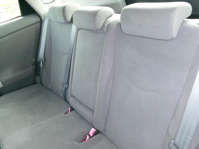 プリウス Ｓ　Ｔチェーン　ナビ　Ｂｌｕｅｔｏｏｔｈ　バックカメラ　フルセグ　スマートキー　プッシュスタート　オートライト　オートエアコン　ＥＴＣ　取扱説明書　Ｗエアバッグ　サイドエアバッグ（42枚目）