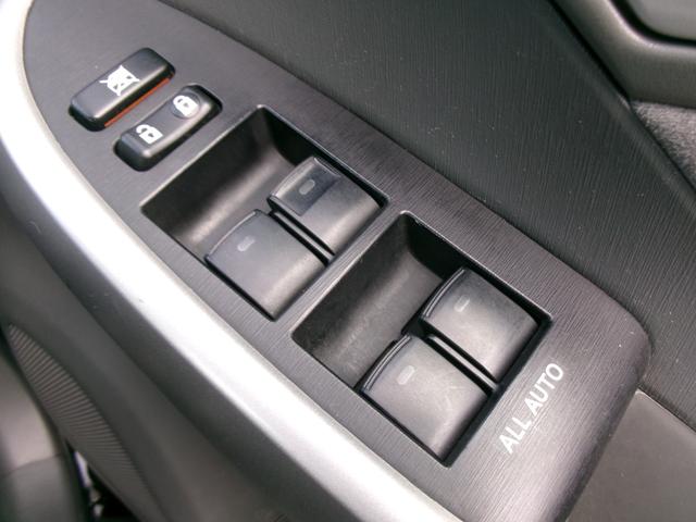 プリウス Ｓ　Ｔチェーン　ナビ　Ｂｌｕｅｔｏｏｔｈ　バックカメラ　フルセグ　スマートキー　プッシュスタート　オートライト　オートエアコン　ＥＴＣ　取扱説明書　Ｗエアバッグ　サイドエアバッグ（46枚目）