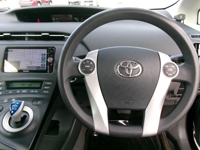 プリウス Ｓ　Ｔチェーン　ナビ　Ｂｌｕｅｔｏｏｔｈ　バックカメラ　フルセグ　スマートキー　プッシュスタート　オートライト　オートエアコン　ＥＴＣ　取扱説明書　Ｗエアバッグ　サイドエアバッグ（49枚目）