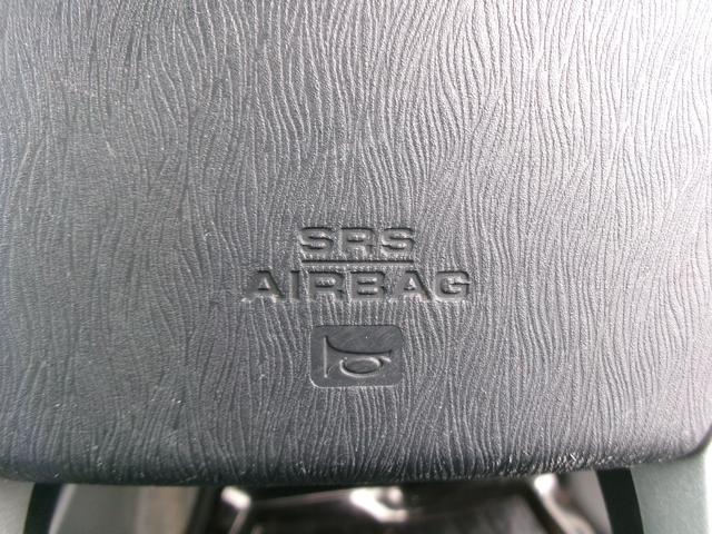 プリウス Ｓ　Ｔチェーン　ナビ　Ｂｌｕｅｔｏｏｔｈ　バックカメラ　フルセグ　スマートキー　プッシュスタート　オートライト　オートエアコン　ＥＴＣ　取扱説明書　Ｗエアバッグ　サイドエアバッグ（50枚目）