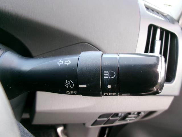 プリウス Ｓ　Ｔチェーン　ナビ　Ｂｌｕｅｔｏｏｔｈ　バックカメラ　フルセグ　スマートキー　プッシュスタート　オートライト　オートエアコン　ＥＴＣ　取扱説明書　Ｗエアバッグ　サイドエアバッグ（54枚目）