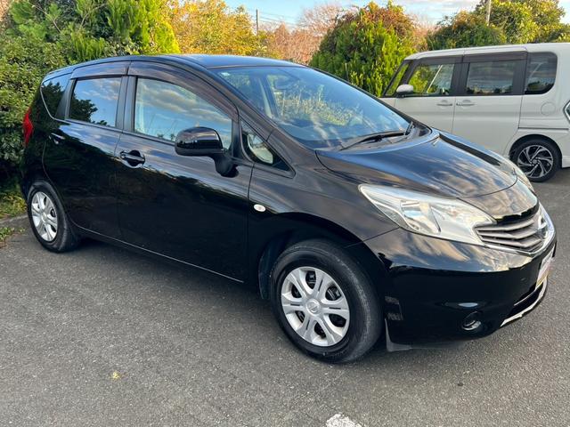 ノート Ｘ　Ｔチェーン　スマートキー　プッシュスタート　ドライブレコーダー　純正ナビ　バックカメラ　ワンセグ　ＣＤ　ＥＴＣ　アイドリングストップ　取説記録簿（7枚目）