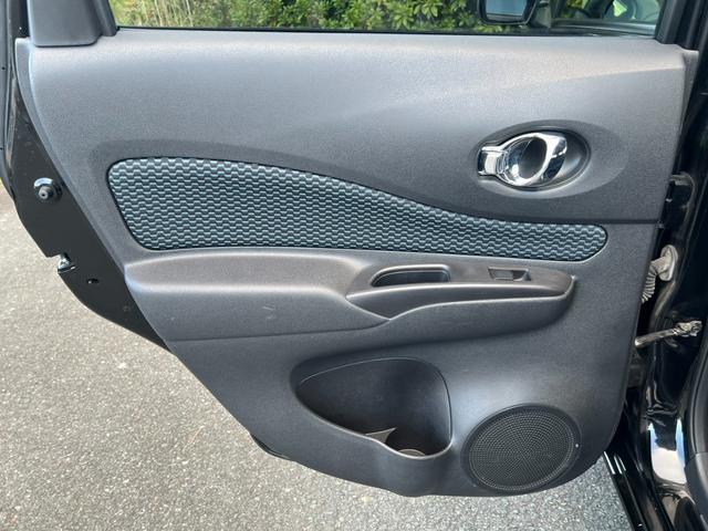 ノート Ｘ　Ｔチェーン　スマートキー　プッシュスタート　ドライブレコーダー　純正ナビ　バックカメラ　ワンセグ　ＣＤ　ＥＴＣ　アイドリングストップ　取説記録簿（29枚目）