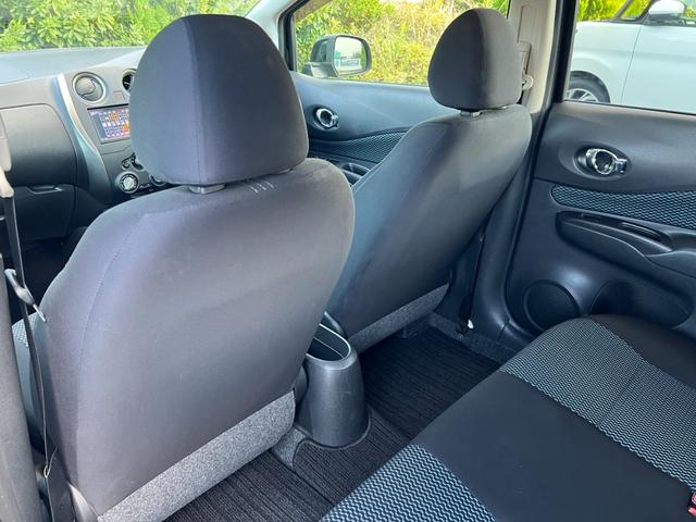 ノート Ｘ　Ｔチェーン　スマートキー　プッシュスタート　ドライブレコーダー　純正ナビ　バックカメラ　ワンセグ　ＣＤ　ＥＴＣ　アイドリングストップ　取説記録簿（40枚目）