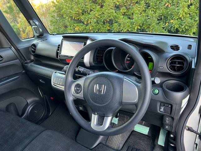 Ｎ－ＢＯＸ Ｇ・Ｌパッケージ　Ｔチェーン　スマートキー　プッシュスタート　ナビ　ワンセグ　ＥＴＣ　オートエアコン　両側スライド片側電動スライドドア　Ｗエアバッグ（43枚目）