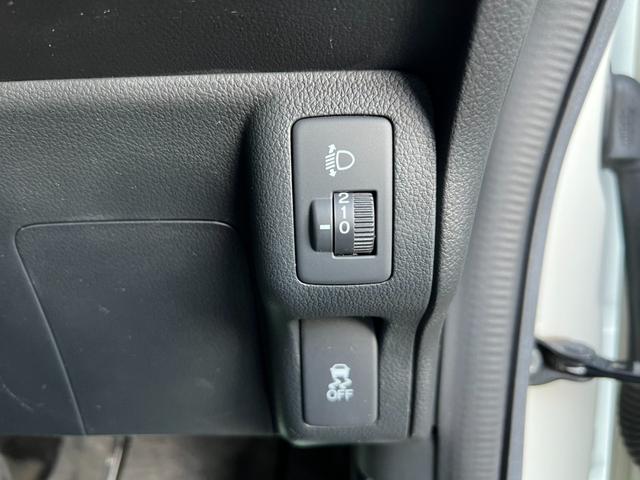 Ｎ－ＢＯＸ Ｇ・Ｌパッケージ　Ｔチェーン　スマートキー　プッシュスタート　ナビ　ワンセグ　ＥＴＣ　オートエアコン　両側スライド片側電動スライドドア　Ｗエアバッグ（50枚目）