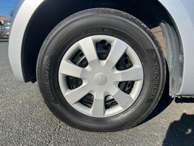 Ｎ－ＢＯＸ Ｇ　Ｔチェーン　スマートキー　プッシュスタート　ナビ　Ｂｌｕｅｔｏｏｔｈ　ＥＴＣ　ワンセグ　両側スライドドア　エアコン　横滑り防止装置　取説記録簿（25枚目）