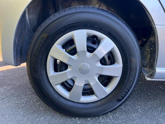 Ｎ－ＢＯＸ Ｇ　Ｔチェーン　スマートキー　プッシュスタート　ナビ　Ｂｌｕｅｔｏｏｔｈ　ＥＴＣ　ワンセグ　両側スライドドア　エアコン　横滑り防止装置　取説記録簿（27枚目）