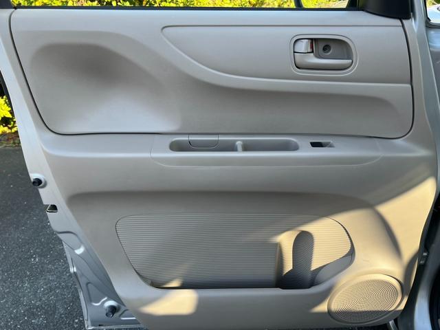 Ｎ－ＢＯＸ Ｇ　Ｔチェーン　スマートキー　プッシュスタート　ナビ　Ｂｌｕｅｔｏｏｔｈ　ＥＴＣ　ワンセグ　両側スライドドア　エアコン　横滑り防止装置　取説記録簿（34枚目）