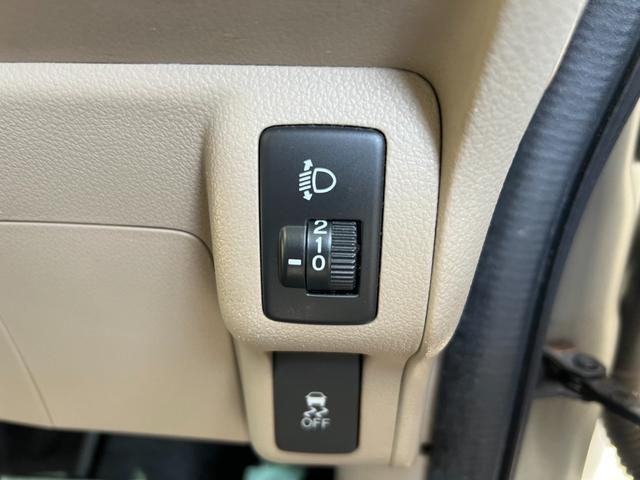 Ｎ－ＢＯＸ Ｇ　Ｔチェーン　スマートキー　プッシュスタート　ナビ　Ｂｌｕｅｔｏｏｔｈ　ＥＴＣ　ワンセグ　両側スライドドア　エアコン　横滑り防止装置　取説記録簿（49枚目）