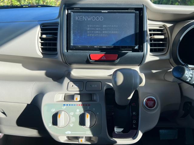 Ｎ－ＢＯＸ Ｇ　Ｔチェーン　スマートキー　プッシュスタート　ナビ　Ｂｌｕｅｔｏｏｔｈ　ＥＴＣ　ワンセグ　両側スライドドア　エアコン　横滑り防止装置　取説記録簿（57枚目）