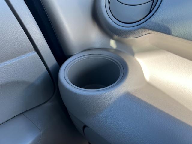 Ｎ－ＢＯＸ Ｇ　Ｔチェーン　スマートキー　プッシュスタート　ナビ　Ｂｌｕｅｔｏｏｔｈ　ＥＴＣ　ワンセグ　両側スライドドア　エアコン　横滑り防止装置　取説記録簿（64枚目）