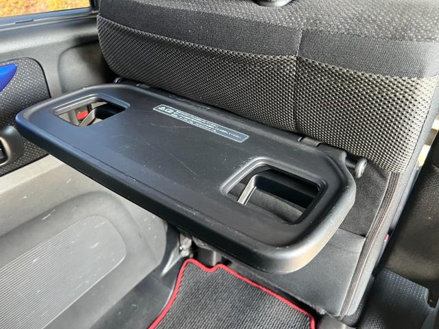 N-BOX G・ターボLパッケージ Tチェーン ターボ スマートキー プッシュスタート ナビ バックカメラ Bluetooth フルセグ フリップダウンモニター ETC 両側電動スライド パドルシフト ドライブレコーダー 取説記録簿(74枚目)