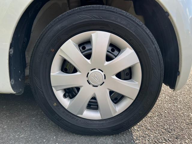 ムーヴ Ｌ　Ｔチェーン　キーレス　５ＭＴ　ＥＴＣ　エアコン　ＣＤ　ＦＭ／ＡＭ　Ｗエアバッグ　取説記録簿（28枚目）