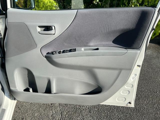 ムーヴ Ｌ　Ｔチェーン　キーレス　５ＭＴ　ＥＴＣ　エアコン　ＣＤ　ＦＭ／ＡＭ　Ｗエアバッグ　取説記録簿（34枚目）