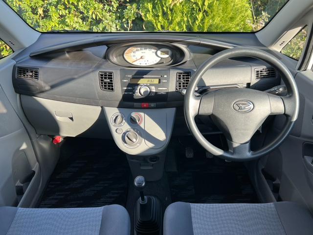 ムーヴ Ｌ　Ｔチェーン　キーレス　５ＭＴ　ＥＴＣ　エアコン　ＣＤ　ＦＭ／ＡＭ　Ｗエアバッグ　取説記録簿（44枚目）