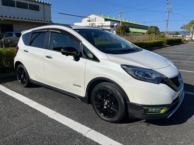 ノート ｅ－パワー　Ｘ　シーギアリミテッド　Ｔチェーン　スマートキー　ハイブリッド　ナビ　Ｂｌｕｅｔｏｏｔｈ　フルセグ　全方位カメラ　前後ドライブレコーダー　ＵＳＢ　クルーズコントロール　ＥＴＣ（7枚目）