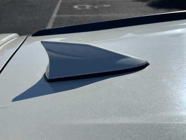 ノート ｅ－パワー　Ｘ　シーギアリミテッド　Ｔチェーン　スマートキー　ハイブリッド　ナビ　Ｂｌｕｅｔｏｏｔｈ　フルセグ　全方位カメラ　前後ドライブレコーダー　ＵＳＢ　クルーズコントロール　ＥＴＣ（15枚目）