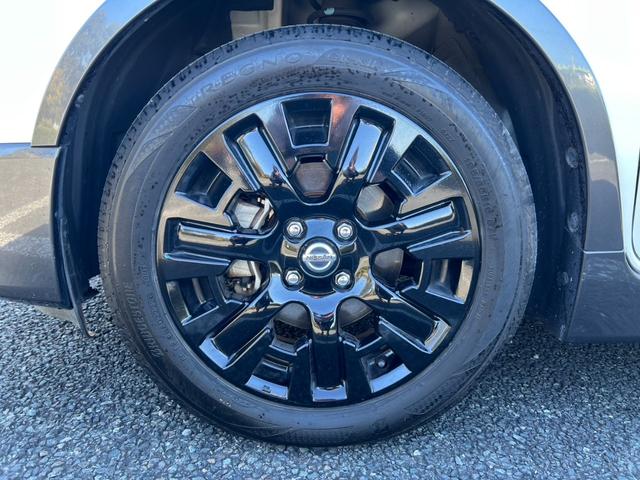 ノート ｅ－パワー　Ｘ　シーギアリミテッド　Ｔチェーン　スマートキー　ハイブリッド　ナビ　Ｂｌｕｅｔｏｏｔｈ　フルセグ　全方位カメラ　前後ドライブレコーダー　ＵＳＢ　クルーズコントロール　ＥＴＣ（26枚目）