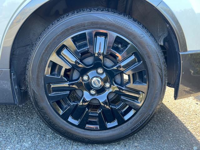 ノート ｅ－パワー　Ｘ　シーギアリミテッド　Ｔチェーン　スマートキー　ハイブリッド　ナビ　Ｂｌｕｅｔｏｏｔｈ　フルセグ　全方位カメラ　前後ドライブレコーダー　ＵＳＢ　クルーズコントロール　ＥＴＣ（27枚目）