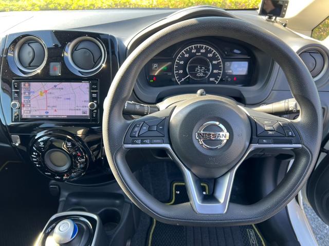 ノート ｅ－パワー　Ｘ　シーギアリミテッド　Ｔチェーン　スマートキー　ハイブリッド　ナビ　Ｂｌｕｅｔｏｏｔｈ　フルセグ　全方位カメラ　前後ドライブレコーダー　ＵＳＢ　クルーズコントロール　ＥＴＣ（48枚目）
