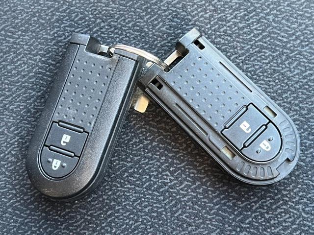 パッソ モーダ　Ｓ　Ｔチェーン　スマートキー　プッシュスタート　ナビ　ワンセグ　Ｂｌｕｅｔｏｏｔｈ　バックカメラ　ＥＴＣ　衝突軽減ブレーキ　横滑り防止装置　オートエアコン（48枚目）