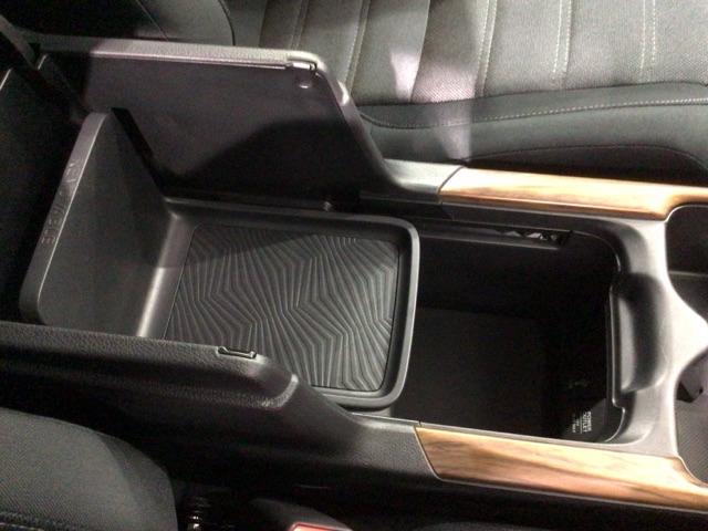 ＣＲ－Ｖハイブリッド ＥＸ　Ｈ　ＳＥＮＳＩＮＧ　最長５年保証　ワンオーナー　ナビＶＲＵ－２０５ＣＶｉ　ＴＶ　Ｒカメラ　ＣＤ録音　ＢＴオ－ディオＤＶＤ　ドラレコＥＴＣ　ＬＥＤライト　ＶＳＡ　シ－トヒ－タ－　電動シート　スマ－トキ－（29枚目）