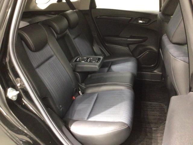 シャトル ハイブリッドＺホンダセンシング　香水臭有り　最長５年保証　ワンオーナー　ナビＶＸＭ－１９７ＶＦＥｉ　ＴＶ　Ｒカメラ　ＣＤ録音　ＢＴオ－ディオ　ＤＶＤ　ＥＴＣ　ＬＥＤライト　ＶＳＡ　シ－トヒ－タ－　クルコン　アルミ　スマ－トキ－ＡＡＣ（17枚目）