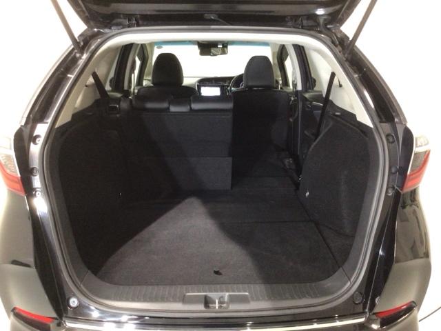 シャトル ハイブリッドＺホンダセンシング　香水臭有り　最長５年保証　ワンオーナー　ナビＶＸＭ－１９７ＶＦＥｉ　ＴＶ　Ｒカメラ　ＣＤ録音　ＢＴオ－ディオ　ＤＶＤ　ＥＴＣ　ＬＥＤライト　ＶＳＡ　シ－トヒ－タ－　クルコン　アルミ　スマ－トキ－ＡＡＣ（33枚目）