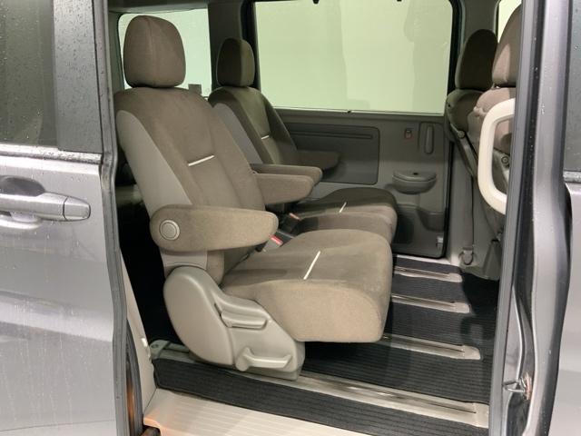 ステップワゴン Ｇ　１年保証　ナビＶＸＭ－１５５ＶＦＮｉ　ＴＶ　Ｒカメラ　ＣＤ録音　ＤＶＤ　ＥＴＣ　ＶＳＡ　クルコン　アルミ　スマ－トキ－　スペアキ－　盗難防止装置　整備記録簿　Ｗエアバッグ　ＡＡＣ　バックガイドモニター（18枚目）