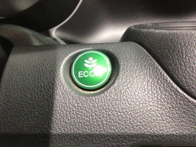 Ｎ－ＢＯＸカスタム Ｇ　１年保証　ワンオーナー　ナビＶＸＭ－１２８ＶＳ　ＴＶ　音楽機器接続　ＤＶＤ　ＨＩＤ　ＶＳＡ　スマ－トキ－　スペアキ－　盗難防止装置　整備記録簿　ドアバイザ－　ベンチシ－ト　Ｗエアバッグ　ＡＡＣ　ＳＲＳ（12枚目）