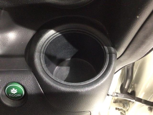 Ｎ－ＢＯＸカスタム Ｇ　１年保証　ワンオーナー　ナビＶＸＭ－１２８ＶＳ　ＴＶ　音楽機器接続　ＤＶＤ　ＨＩＤ　ＶＳＡ　スマ－トキ－　スペアキ－　盗難防止装置　整備記録簿　ドアバイザ－　ベンチシ－ト　Ｗエアバッグ　ＡＡＣ　ＳＲＳ（24枚目）