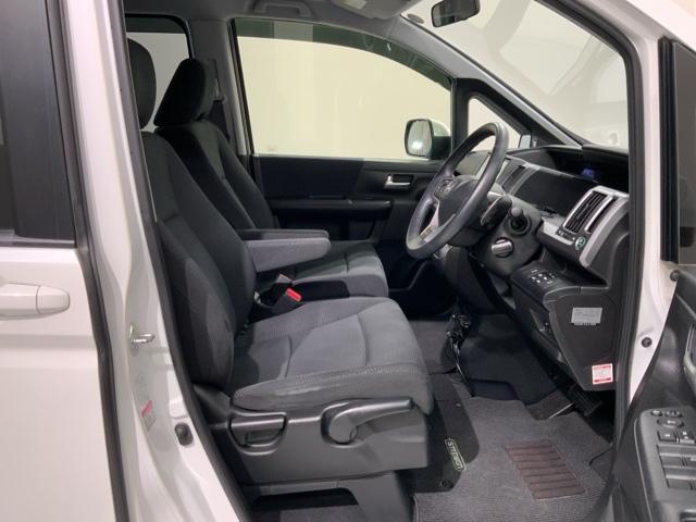 ステップワゴンスパーダ パワーエディション　１年保証　ナビＶＸＭ－１３５ＶＦＮｉ　ＴＶ　Ｒカメラ　ＣＤ録音　ＤＶＤ　ドラレコ　ＥＴＣ　ＨＩＤ　ＶＳＡ　アルミ　スマ－トキ－　スペアキ－　盗難防止装置　整備記録簿　ドアバイザ－　Ｗエアバッグ　ＡＡＣ（18枚目）