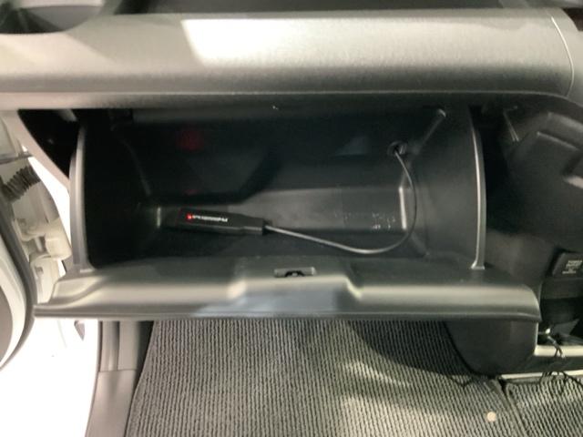 ステップワゴンスパーダ パワーエディション　１年保証　ナビＶＸＭ－１３５ＶＦＮｉ　ＴＶ　Ｒカメラ　ＣＤ録音　ＤＶＤ　ドラレコ　ＥＴＣ　ＨＩＤ　ＶＳＡ　アルミ　スマ－トキ－　スペアキ－　盗難防止装置　整備記録簿　ドアバイザ－　Ｗエアバッグ　ＡＡＣ（28枚目）