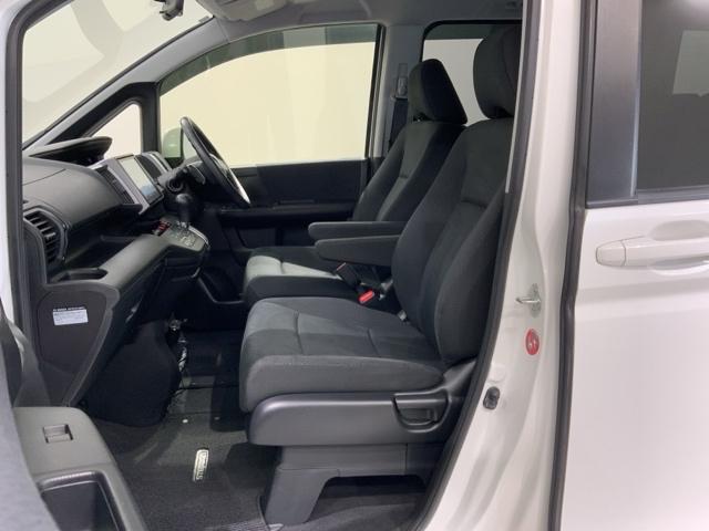 ステップワゴンスパーダ パワーエディション　１年保証　ナビＶＸＭ－１３５ＶＦＮｉ　ＴＶ　Ｒカメラ　ＣＤ録音　ＤＶＤ　ドラレコ　ＥＴＣ　ＨＩＤ　ＶＳＡ　アルミ　スマ－トキ－　スペアキ－　盗難防止装置　整備記録簿　ドアバイザ－　Ｗエアバッグ　ＡＡＣ（29枚目）