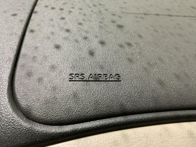 キューブ 15XVセレクション 保証付 ETC HID フォグライト スマ-トキ- スペアキ- 整備記録簿 ベンチシ-ト ドアバイザ- Wエアバッグ AAC フロントベンチシート USBポート AUTOエアコン 記録簿付き ABS(23枚目)